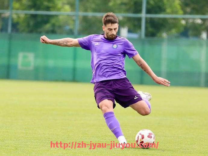 九游jiuyou-2024年东西部强队竞争格局是否进入新一轮洗牌