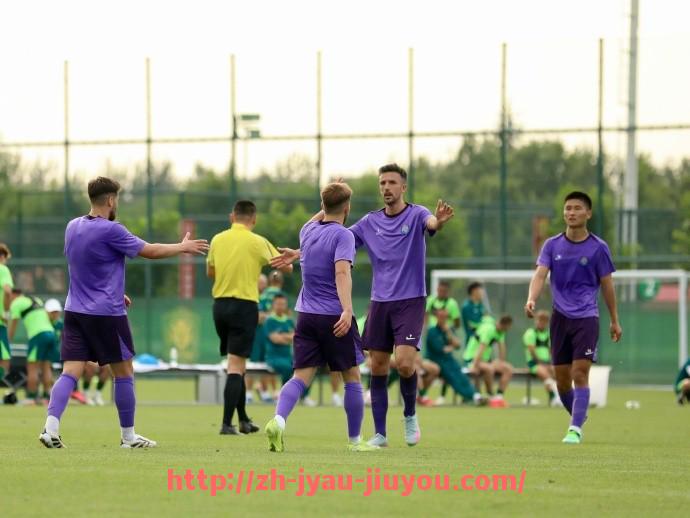 九游jiuyou-英超最小的球队与其历史背景